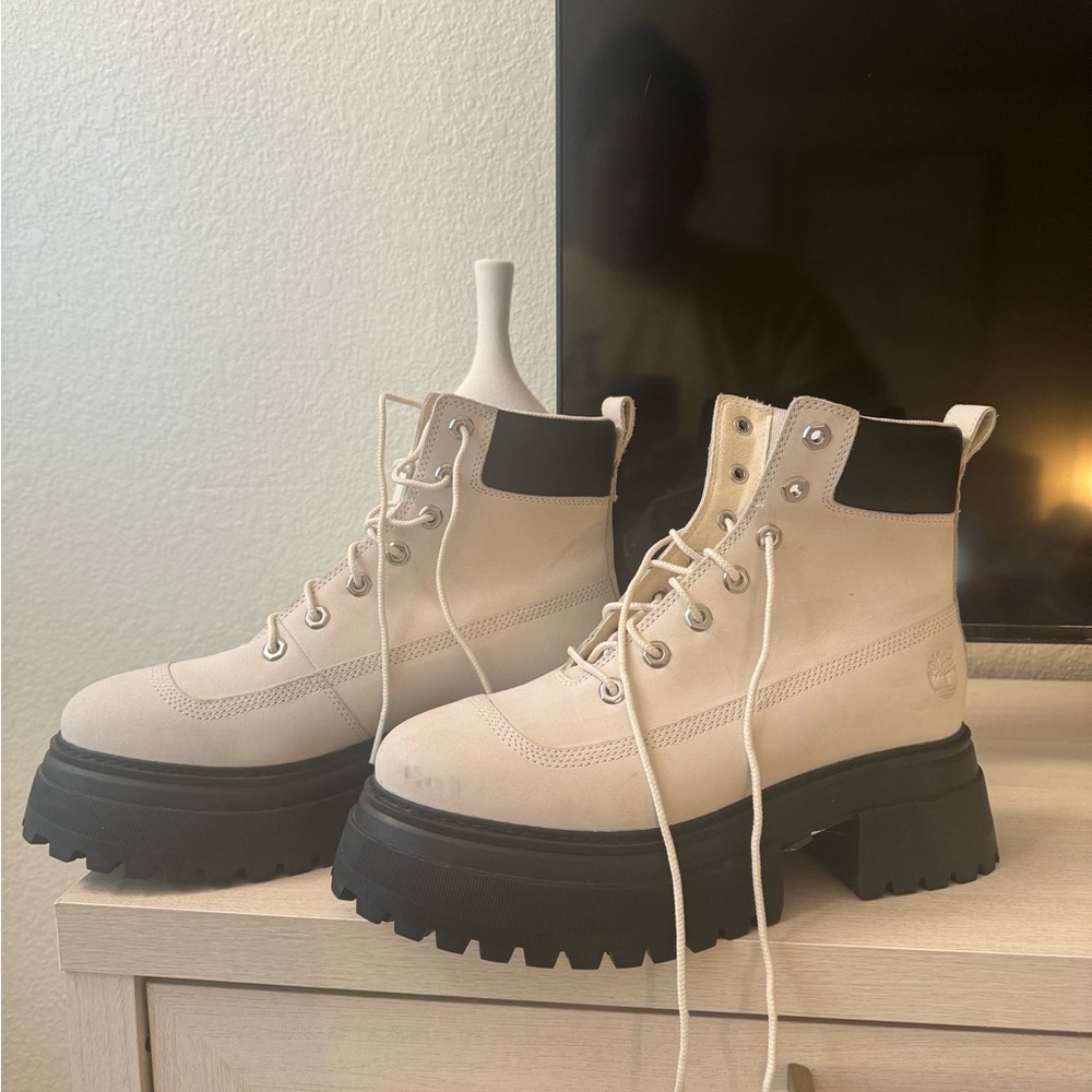Platform Timberland boots